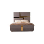 Lorenzo Modern Gold Detailed Tufted King Bed Made with Wood in River Sand Gray