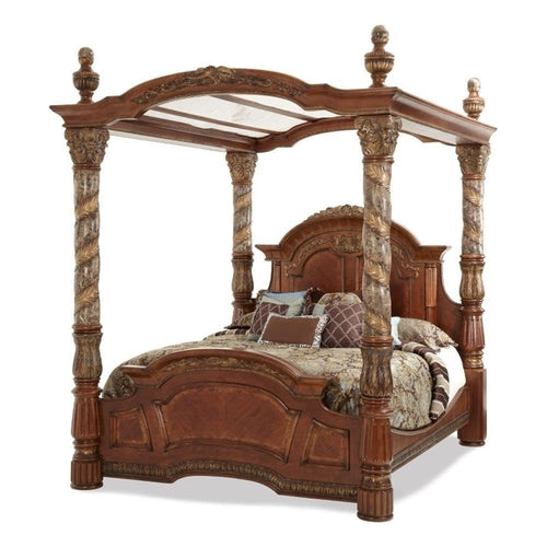 California King Wood Canopy Bed in Classic Chestnut