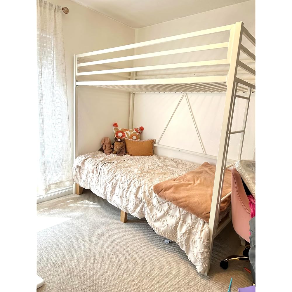 Metal Loft Bed Twin Size with Guardrail and Ladder,Black