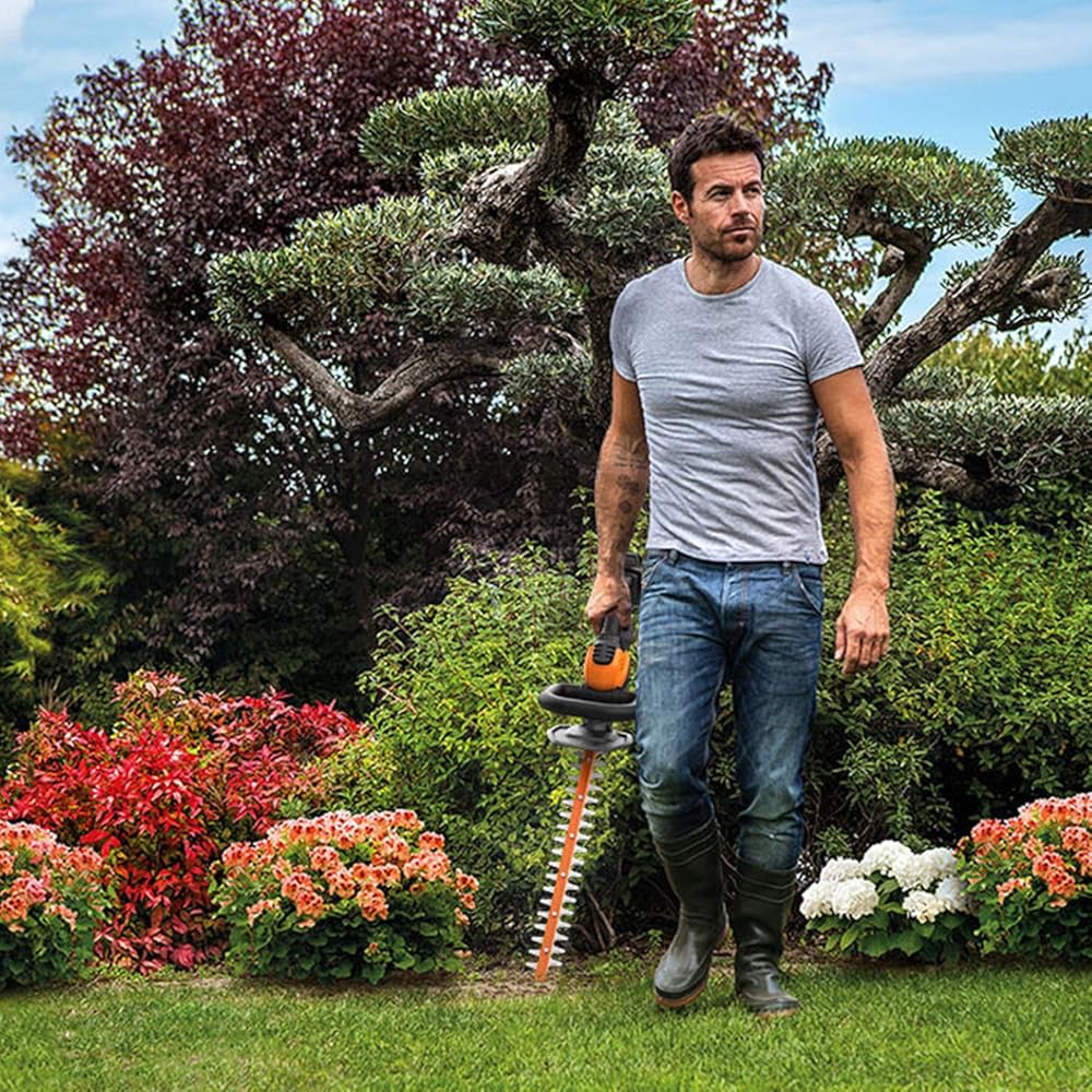 WORX WG261 22" 20V Cordless Hedge Trimmer, Battery &amp; Charger Included